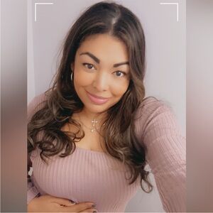 Meet your Posher, CJ💃🏽